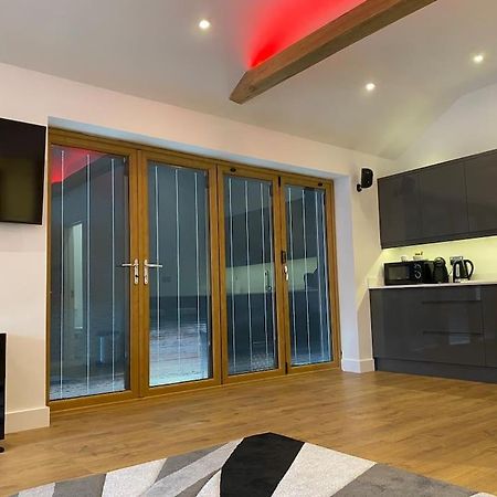 Ferienwohnung Stansted Airport Luxury Annexe With Parking. Birchanger Exterior foto