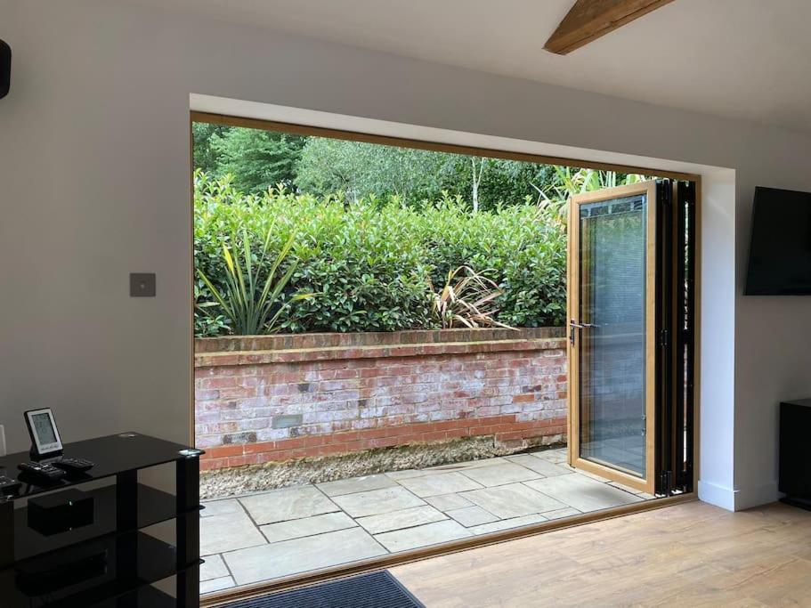 Ferienwohnung Stansted Airport Luxury Annexe With Parking. Birchanger Exterior foto